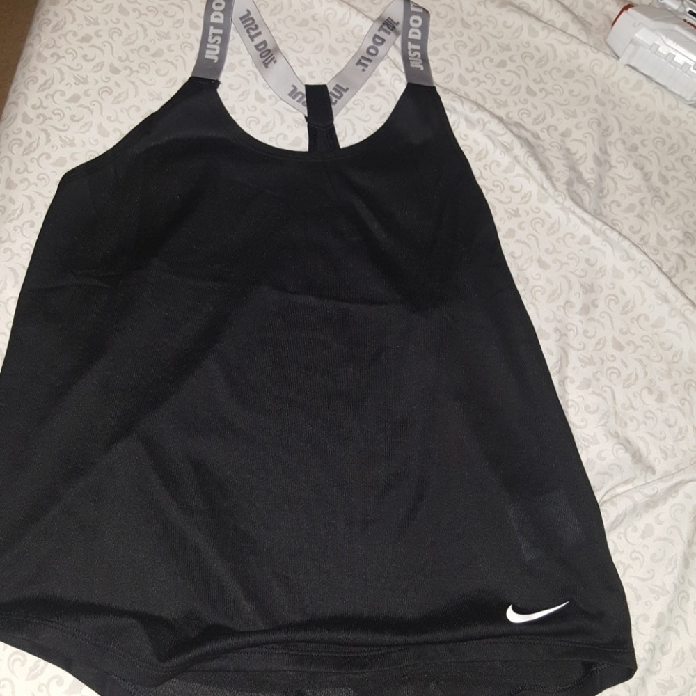 Nike tank